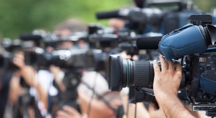 Brath i media